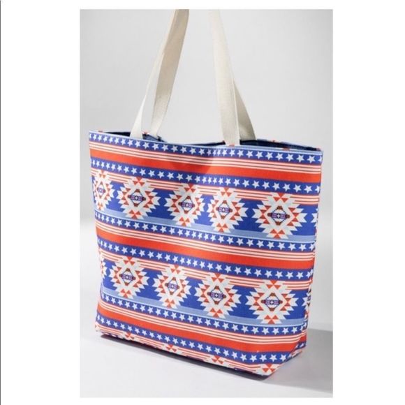 Handbags - 🇺🇸 Boho Tote with wristlet 🇺🇸